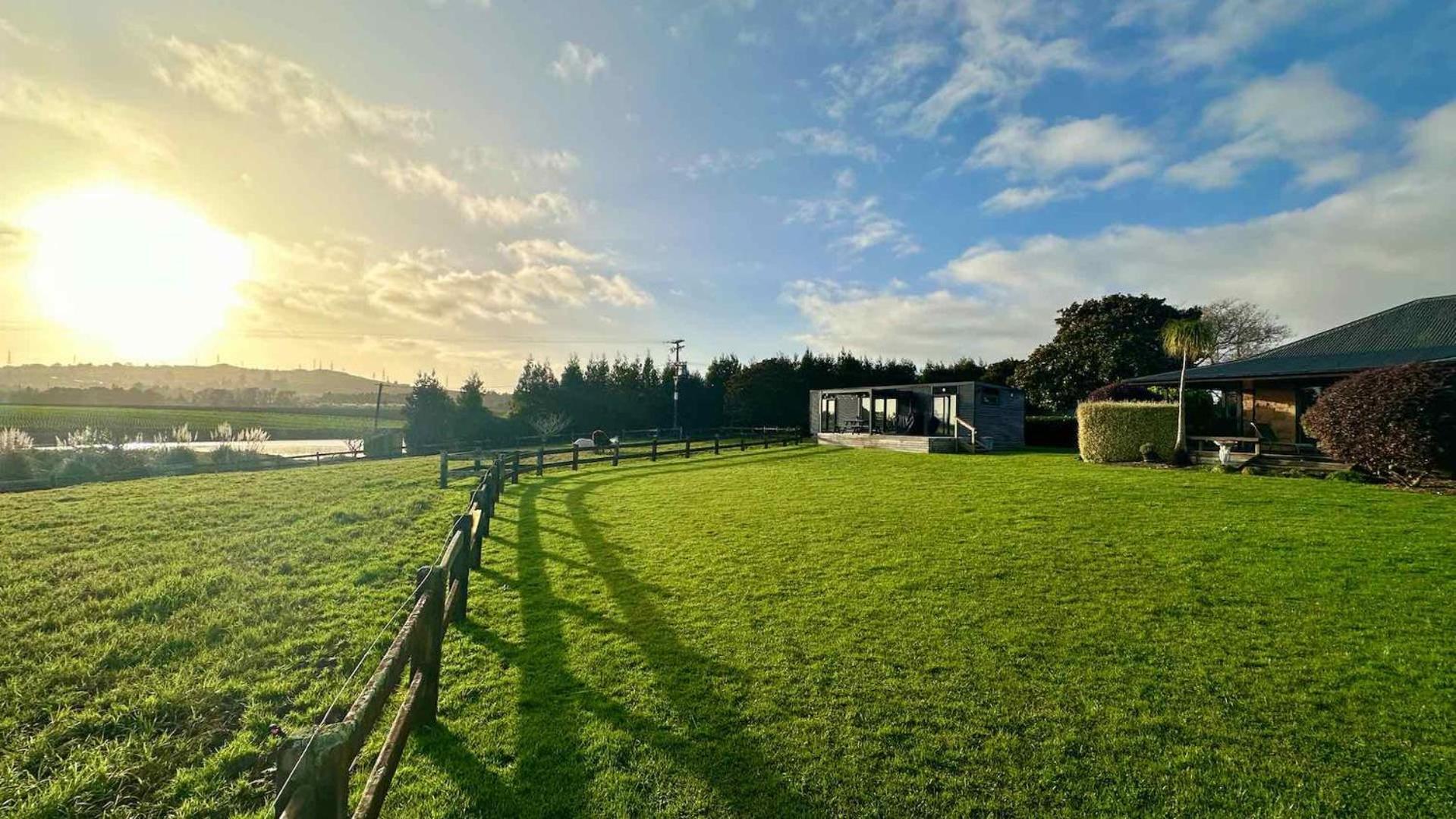Pukekohe 헤븐스 레스트 비앤비 B&B 외부 사진